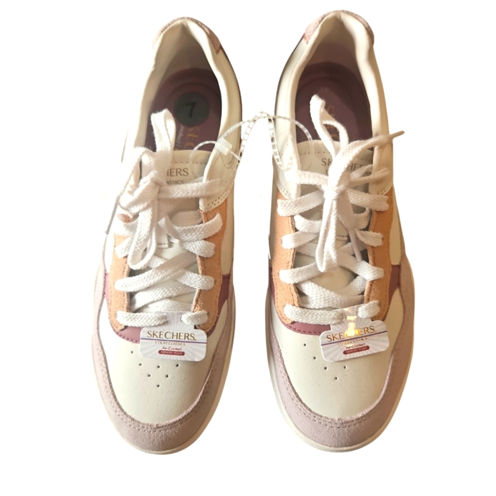 SKECHERS WOMEN DENALI COURT CLASSIC AIR-'COOLED MEMORY FOAM SIZE 7